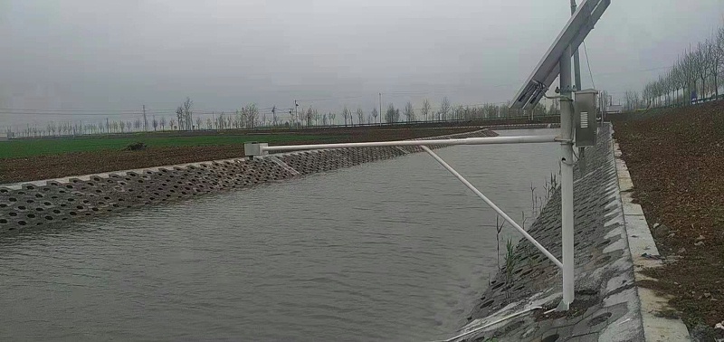太陽能供電 全（quán）渠（qú）寬電磁明渠流量計（jì）